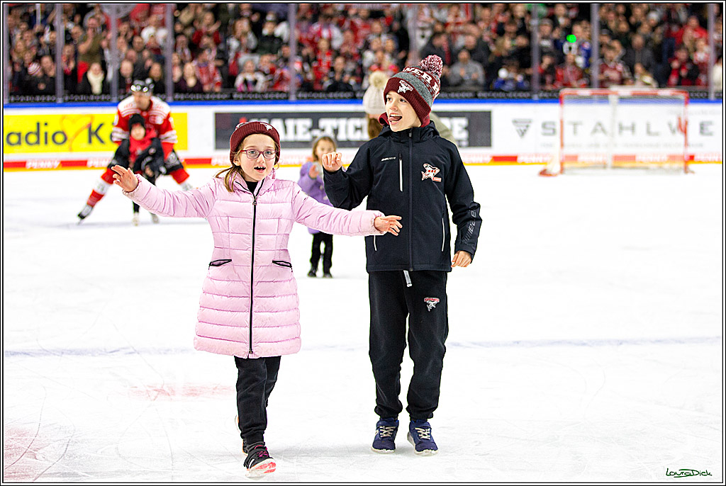 PENNY DEL; Koelner Haie- Loewen Frankfurt; Koeln, 18.12.2022